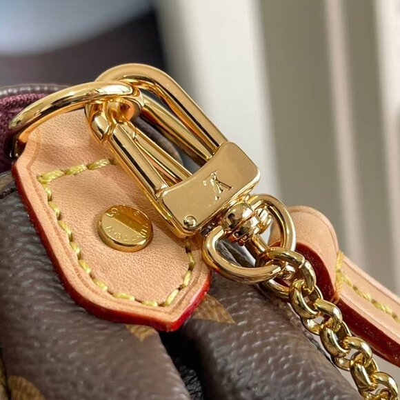 Authentic LOUIS VUITTON Monogram Favorite PM Bag - Picture 6 of 7